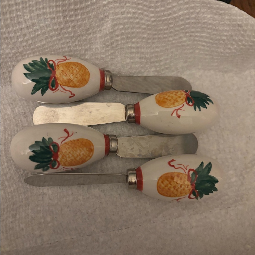 Pineapple Design Cheese Spreaders